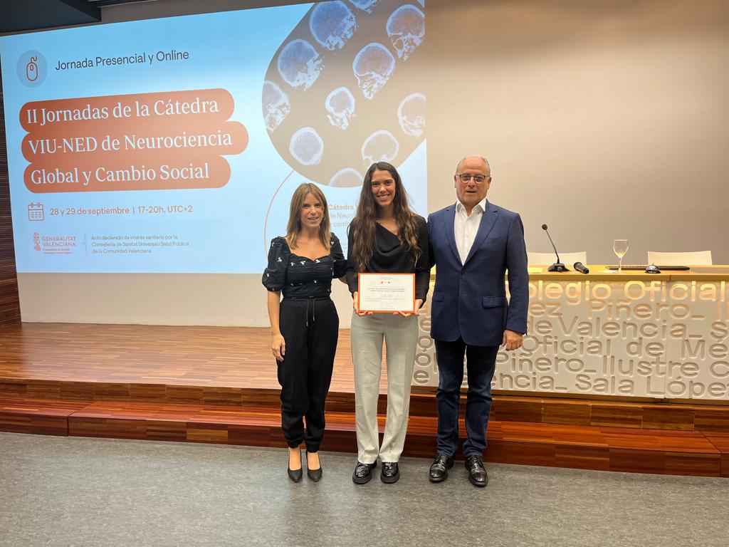 Entrega Premio mejor tesis doctoral 2023 Cátedra VIU-NED