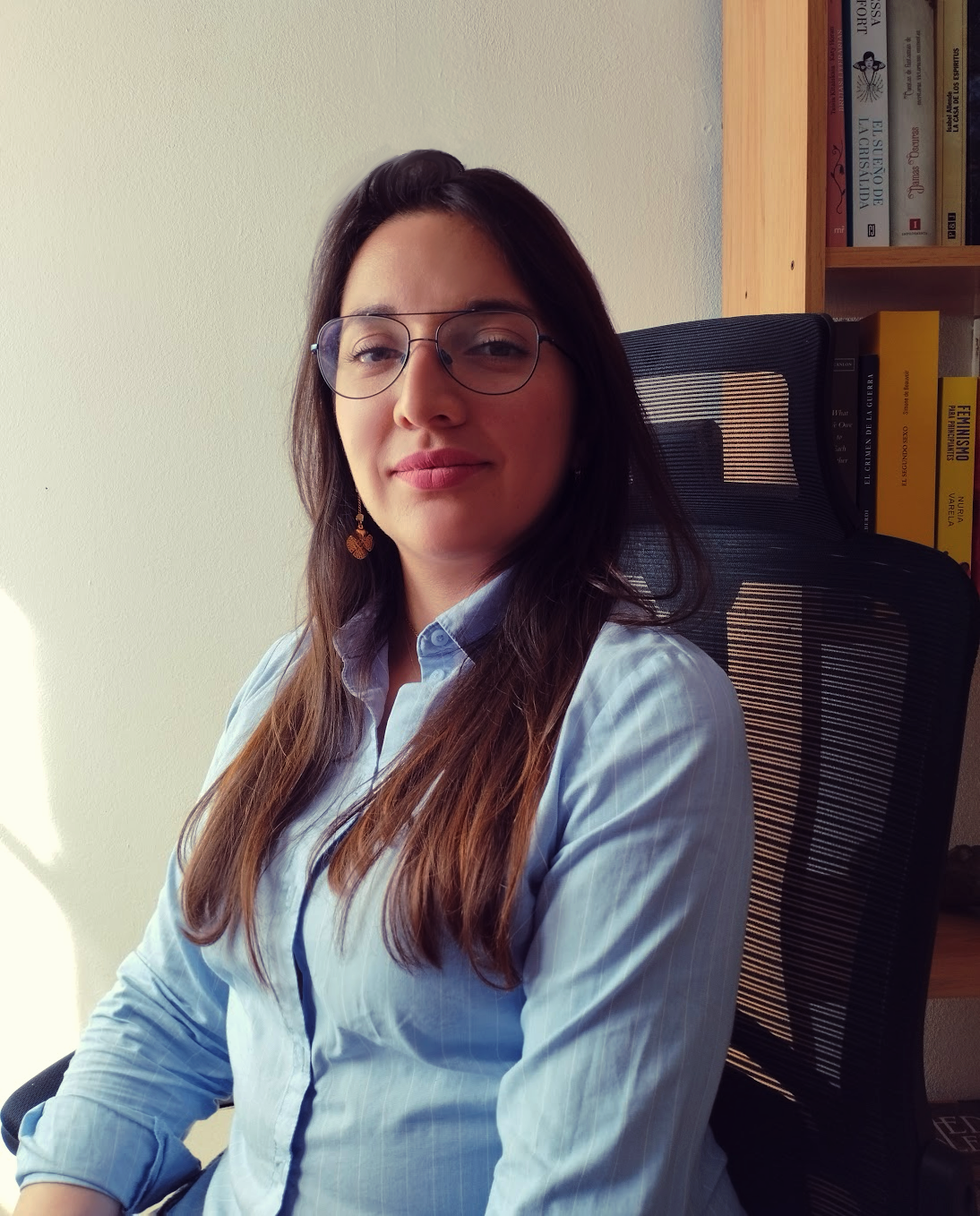 Erika Vanessa Álvarez Parra - En su estudio