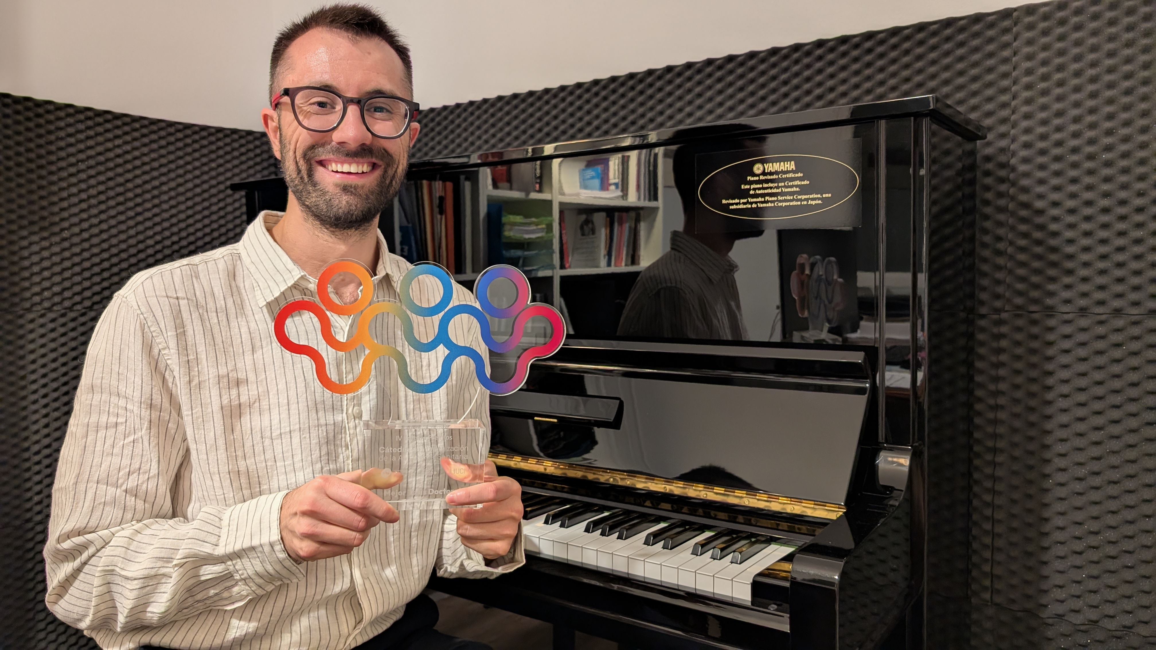 Alberto Lázaro ganador premio Mejor Tesis Doctoral de los IV Premios Anuales de la Cátedra de Humanización