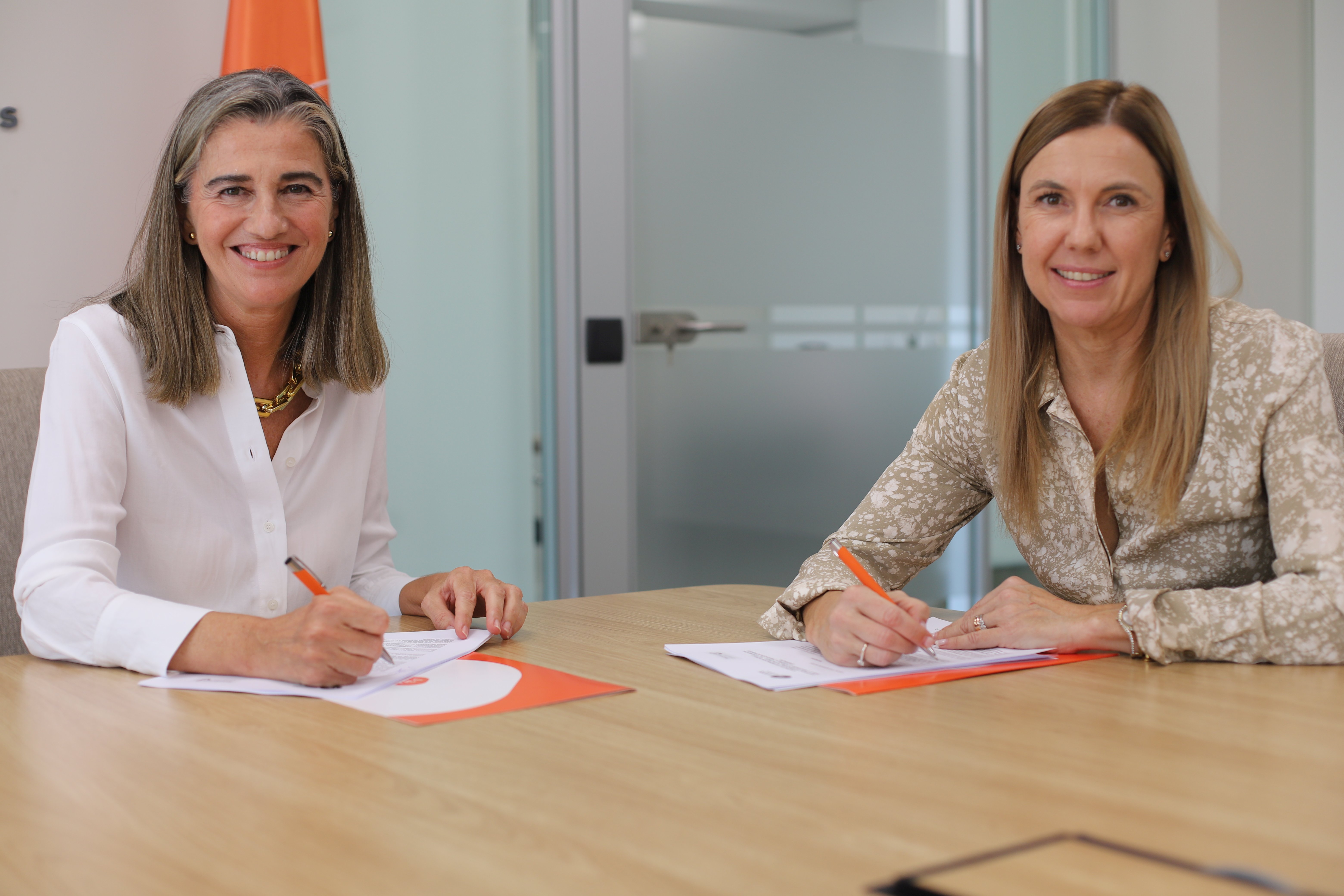 Convenio VIU-Serprecova firma