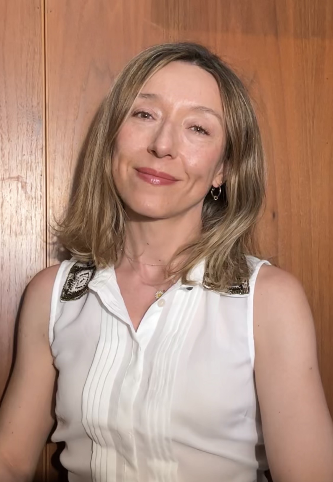 Foto de retrato de Ana Gadea, alumni de VIU distinguida con uno de los prestigiosos premios Conocimiento en Prevención de Riesgos Laborales otorgados por el Instituto Valenciano de Seguridad y Salud en el Trabajo (INVASSAT).