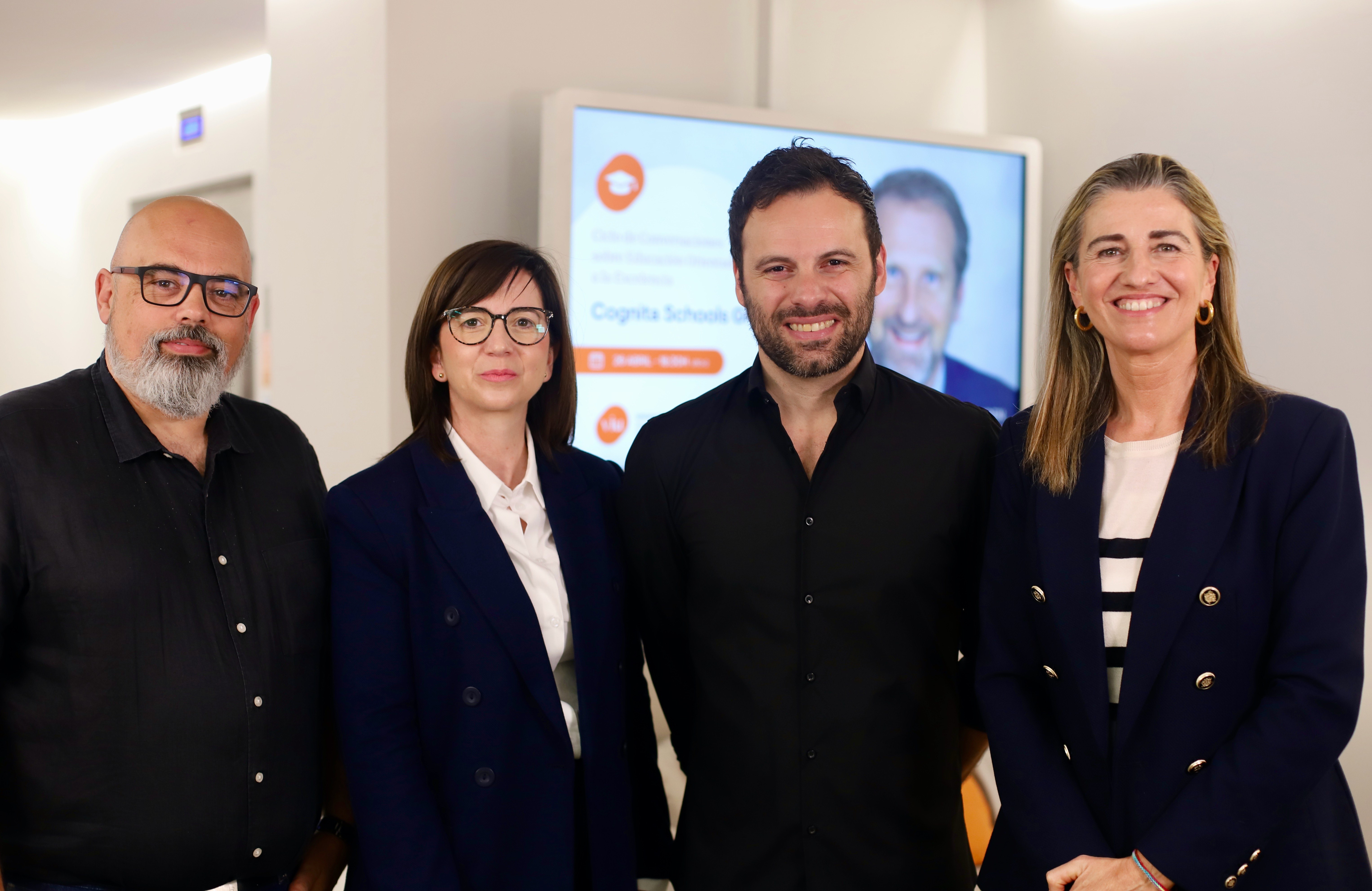 Dr. Juan José Agún, Mireya Villalba, Dr. Hugo Figueiredo y Dra. Julia Martínez Candado