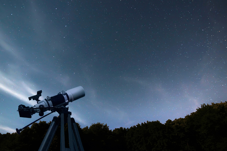 Qué es un telescopio terrestre?