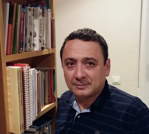 Julian Iniesta Romero.jpg