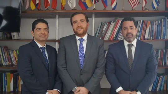 DSC00270red.jpg DSC00270red.jpg