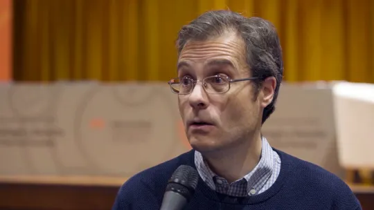 Dr. Alfredo Crespo Alcázar VIU.jpg Dr. Alfredo Crespo Alcázar VIU.jpg