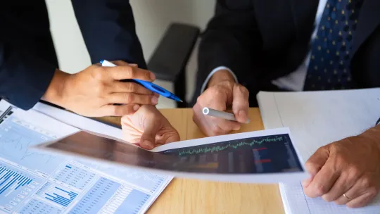 Imagen portada evento fiscalidad internacional ecuador, perú y colombia