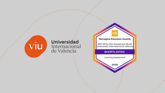 Logo VIU y sello de seleccionado en lista corta de los QS Reimagine Education Awards 2026 del proyecto MEC White BOX de VIU