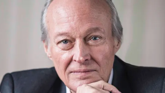 Piqué.jpg Piqué.jpg