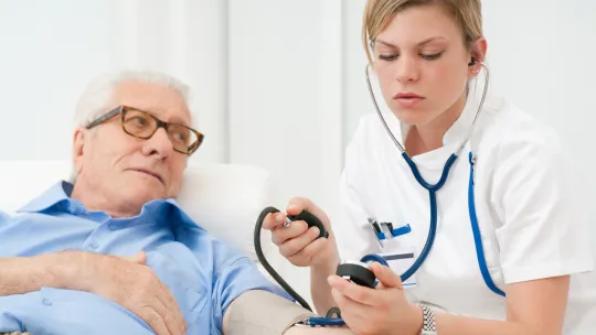 especialidades-de-enfermería.jpg especialidades-de-enfermería.jpg