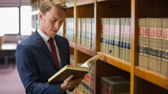 estudiar-derecho.jpg estudiar-derecho.jpg