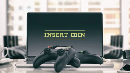 ganar dinero jugando a videojuegos.jpg