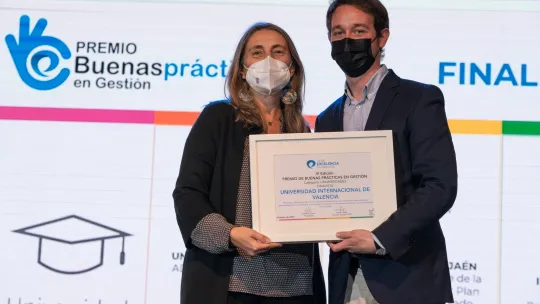 jaime yague premio.jpg jaime yague premio.jpg