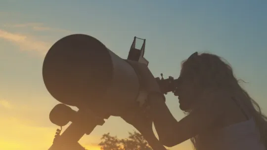 master-en-astronomia.jpg master-en-astronomia.jpg