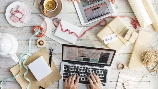 season-1985856_960_720