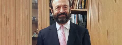 Dr. Eduardo Collado VIU.jpg
