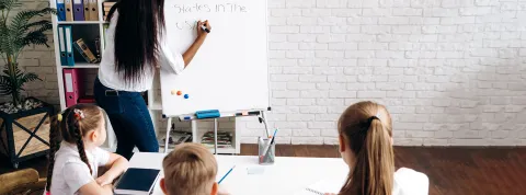 Ciclo conferencias Ed. Bilingüe