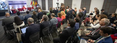 CRUE Perú 2026 header