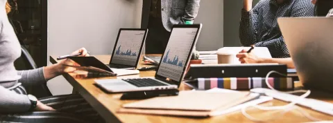 Políticas de empresa en el Perú