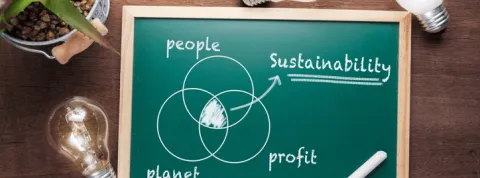 master economia (1).png