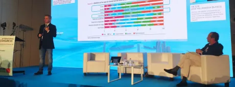 Dr. Víctor José Villanueva Blasco - Presentación “Estudio descriptivo sobre la situación demográfica y perfiles formativos de los y las profesionales de prevención de adicciones. Opciones de futuro