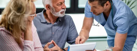 Imagen Portada Atención Humanizada a las Personas Mayores