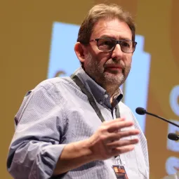 22. Javier López.jpg