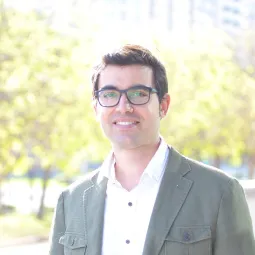 6. Javier Oliver - Foto.jpg