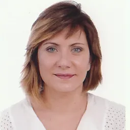 Amparo Martínez Tarín.jpg