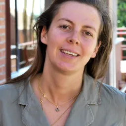 CASILDA GÜELL 3.jpg