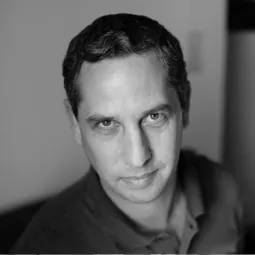 Guillermo Martinez ∏Ale Lopez.png