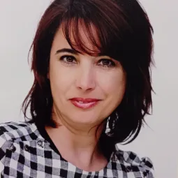 Lucía Sinisterra Cariñena.jpg