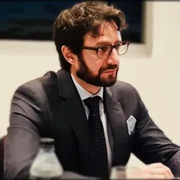 Matteo Re NUEVA FOTO 1_0.JPG