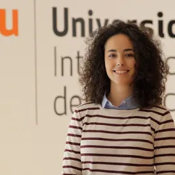 Nuria Cabezas - Secundaria.png