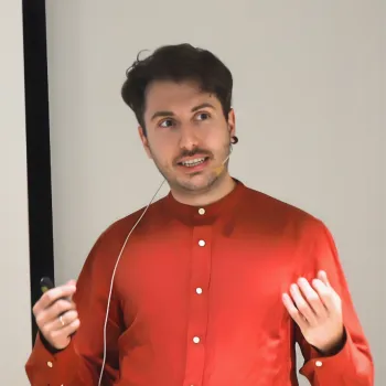 Dr. Pedro Margolles García