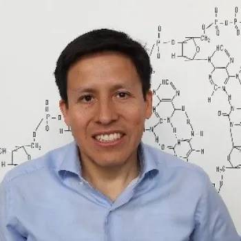 Dr. Alberto Dávalos Herrera