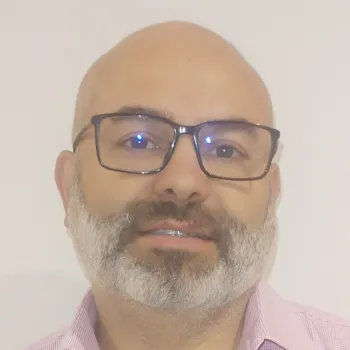 Dr. Alejandro Campos Doménech