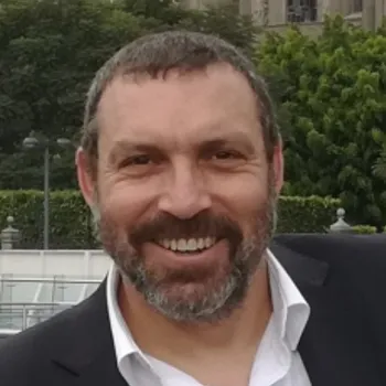 Dr. Andrés Ricardo Schuschny