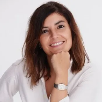 Dra. Rebeca Cáceres Alfonso