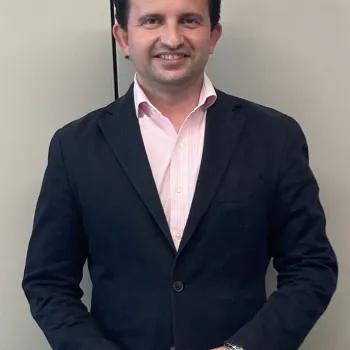 Dr. Fernando Mayor Vitoria