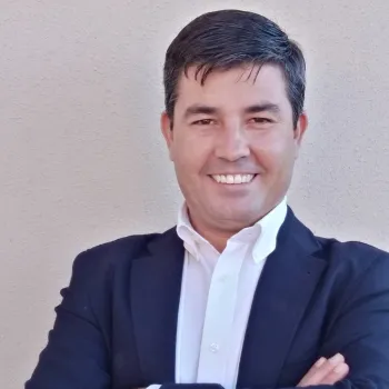 Dr. Diego Navarro Mateu