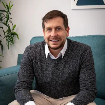 Dr. Aarón Fernández del Olmo