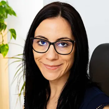 Dra. Elvira María Plaza Bernabeu