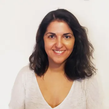 Dra. Macarena Espinoza