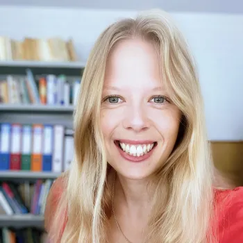 Dra. Adéla Kotatkova