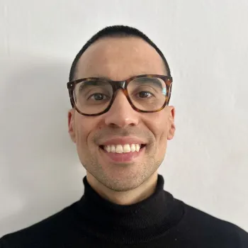 Dr. Camilo Patricio Wee Olivero