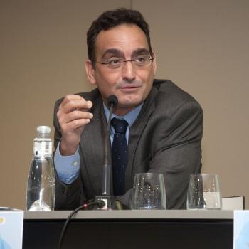 Dr. José Luis Trillo Mata