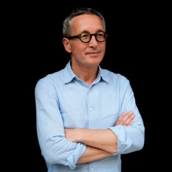 Dr. José María Lassalle