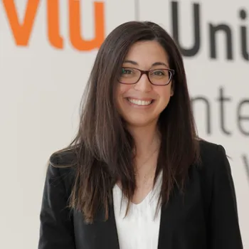 Dra. Lorena Nieves Seoane