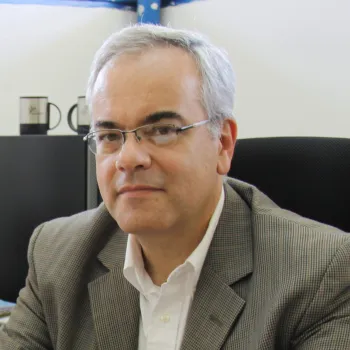 Dr. Oscar González Rodríguez